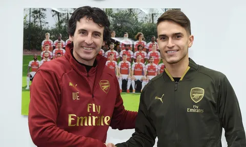 Đội hình những chữ ký tệ nhất của Arsenal 10 năm qua