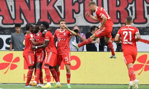 Đội hình tiêu biểu vòng 1 Bundesliga: Bộ tứ Bayern