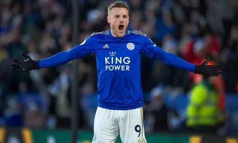 Đội hình tiêu biểu vòng 1 NHA: Salah, Vardy bắt đầu cuộc đua