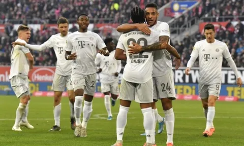 Đội hình tiêu biểu vòng 12 Bundesliga: Nhà vua thị uy sức mạnh