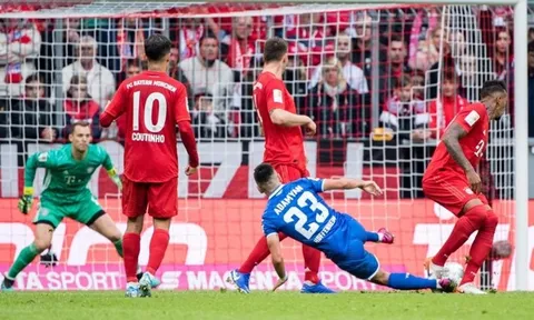 Đội hình tiêu biểu vòng 7 Bundesliga: Có kẻ hạ sát Bayern