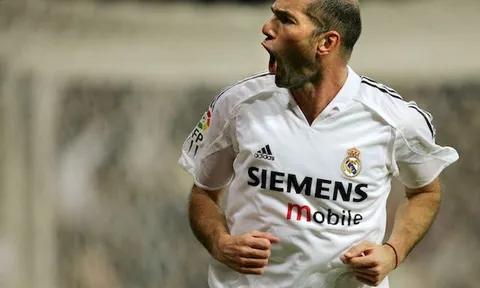 Đội hình xuất sắc nhất FIFA 05: Dấu ấn Serie A, kình địch hàng tiền đạo