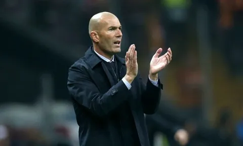 Đối mặt 3 "sai lầm lớn", Zidane không giải quyết được sẽ rời ghế?