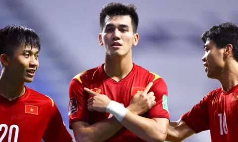 Dội mưa gôn vào lưới Indo, ĐT Việt Nam xây chắc ngôi đầu bảng G
