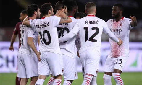Hủy diệt 7-0, AC Milan tăng nhiệt cho cuộc đua top 4