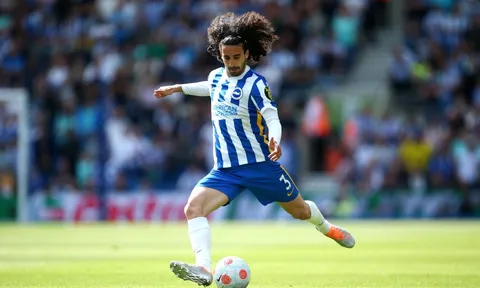 Đối tác báo giá choáng váng cho Chelsea, Man City