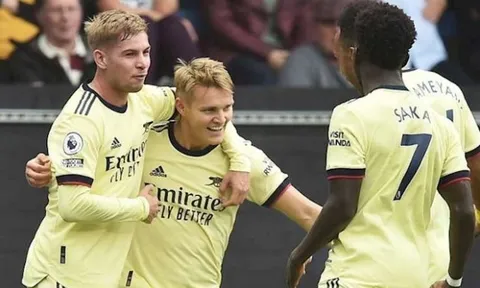 Đổi thái độ, huyền thoại ca ngợi kẻ gây tranh cãi của Arsenal