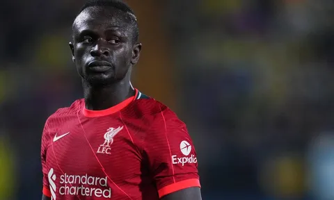 Đối thủ máu mặt rút lui, Gã khổng lồ '1 mình 1 ngựa ' vụ Sadio Mane