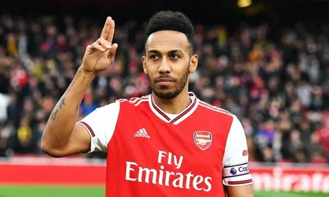 Động thái của Aubameyang giúp Arsenal trở về từ cửa tử