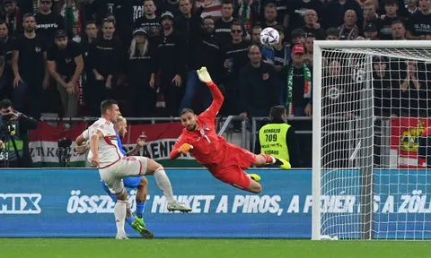 Donnarumma 'lên đồng', Italy vào bán kết Nations League