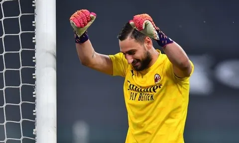 Donnarumma rời Milan, Raiola chào hàng một gã khổng lồ