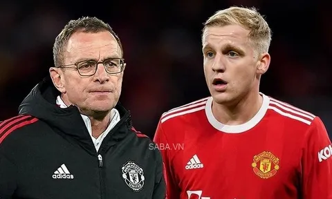 Donny van de Beek chưa thể thoát khỏi vận rủi ở Man Utd
