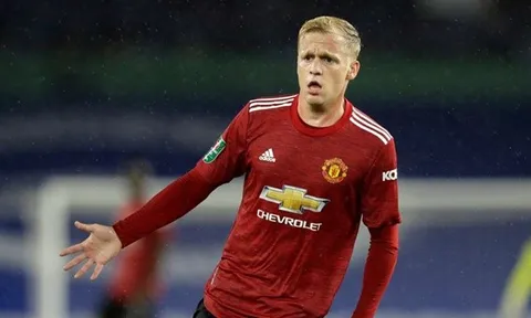 Đáp trả dư luận, Ole chốt cơ hội đá chính của Van de Beek