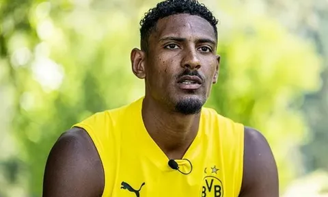 Dortmund thông báo cú sốc với tân binh đắt giá