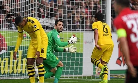 Đốt lưới nhà phút 89, Dortmund mất điểm đầy cay đắng