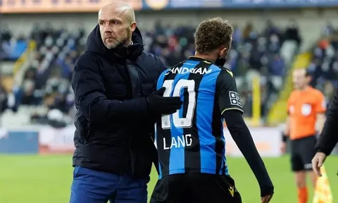 Ajax nhắm được HLV mới, sẵn sàng cho ngày chia tay Ten Hag