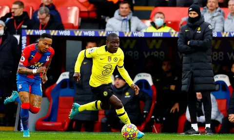 Cỗ máy chạy của Chelsea; Siêu phẩm ngả bàn đèn ở Anfield