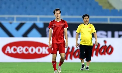 ĐT Việt Nam được hưởng penalty, Quang Hải lên tiếng về Văn Toàn