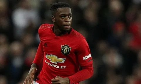 Dự phòng cho Wan-Bissaka, Man Utd hỏi mua 2 sao cực chất