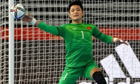 Đức Hòa: 'Văn Ý xứng đáng giành Quả bóng vàng Việt Nam'