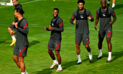 Dùng bài tập lạ, Liverpool sẵn sàng kéo Chelsea trở lại mặt đất