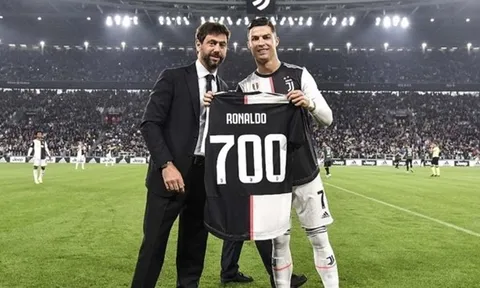 Được Juventus tặng quà, Ronaldo nói lời cảm động