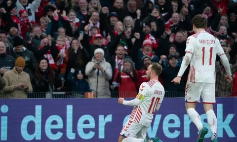 'Nhạc trưởng' hàng đầu được khuyên từ chối Man Utd