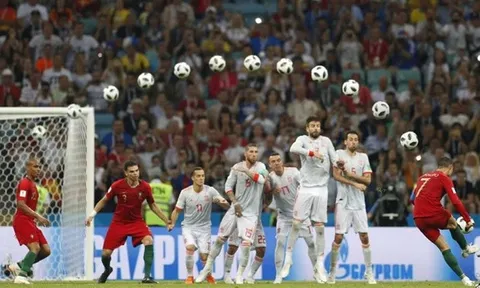 7 'cây trường sinh' lập hat-trick lớn tuổi nhất: Giới hạn nào cho CR7?