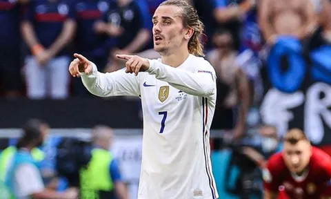 Cứu nguy cho tuyển Pháp, Griezmann vượt mặt Ronaldo