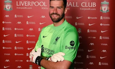 CHÍNH THỨC! Liverpool công bố bản hợp đồng mới