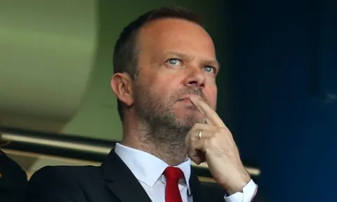 Ed Woodward báo tin không vui, Man Utd "đầu hàng" chuyển nhượng?