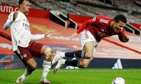 Ed Woodward bất thành, 'quái vật' gia nhập Arsenal kéo sập Old Trafford