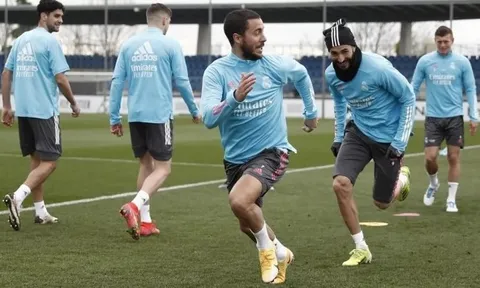 "Eden Hazard đang điên cuồng..."
