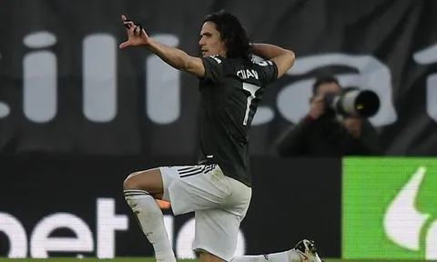 Cavani bùng nổ ở Man Utd, Tim Cahill chỉ ra tố chất hơn người