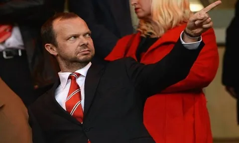 Ed Woodward đích thân ra tay, tống khứ 2 "người thừa" khỏi Old Trafford