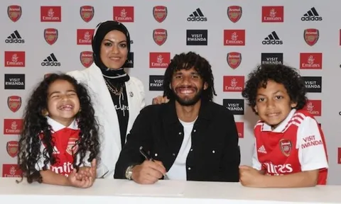 "Tôi nghĩ cậu ấy sẽ dẫn dắt Arsenal trong tương lai"