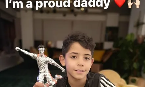 Ronaldo 'con' tiếp tục để lại dấu ấn lớn với đội trẻ Juventus