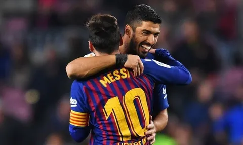 Messi lập kỷ lục kiến tạo khó tin sau bàn thắng của Suarez