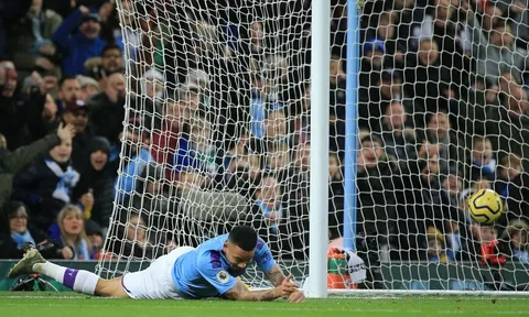 Đây, vẻ mặt của dàn sao Man City khi níu kéo được hy vọng tranh đua vô địch
