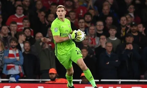 Đại diện xác nhận, 'nạn nhân' của Leno trên đường rời Arsenal