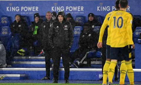 Sở hữu thành tích tệ chưa từng thấy, thời gian cho Unai Emery bắt đầu đếm ngược