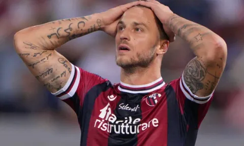 Erik ten Hag lên tiếng về thương vụ Marko Arnautovic