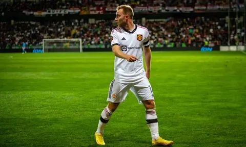 Eriksen giúp MU quên nhanh Pogba