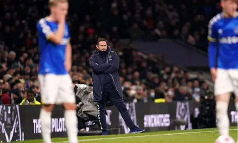 Lampard lâm nguy cùng Everton