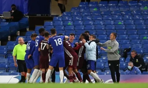 FA cáo buộc, chuẩn bị trừng phạt Chelsea và Leicester