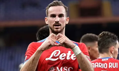 Hàng hot Serie A được 4 CLB Premier League săn đón