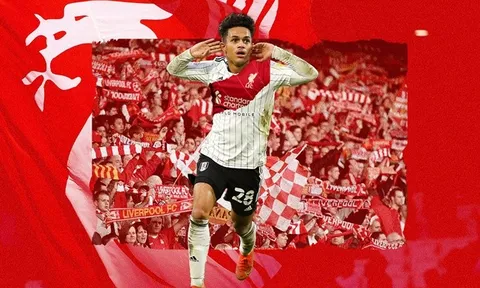 CHÍNH THỨC! Liverpool công bố tân binh đầu tiên
