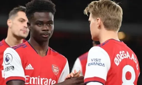 Fabregas tìm ra bộ 3 tấn công đầy hứa hẹn của Arsenal