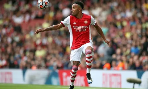 Fabrizio Romano làm rõ sự quan tâm của Barca với Aubameyang