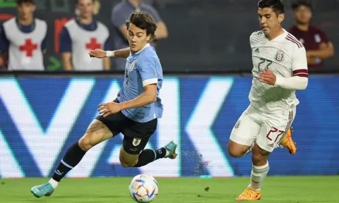 Facundo Pellistri giúp Ten Hag có 'cơn đau đầu dễ chịu'